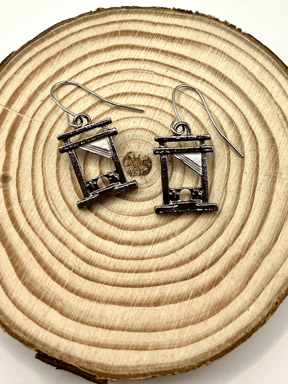 Unisex Retro Personalized Guillotine FDT Earrings