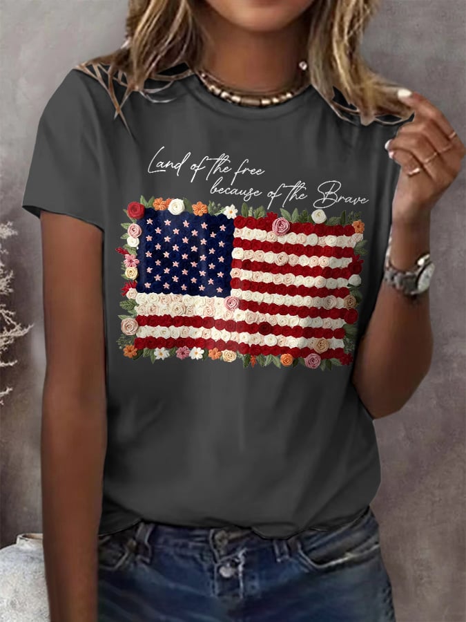 Retro Independence Day Land Of The Free Because Of The Brave Print T-Shirt
