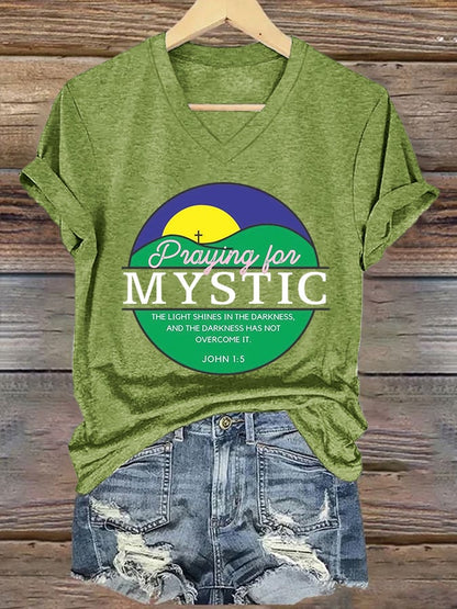 V-Neck Retro Texas Strong Praying For Mystic The Light Shines In The Darkness, And The Darkness Has Not Overcome It. John 1:5 Print T-Shirt